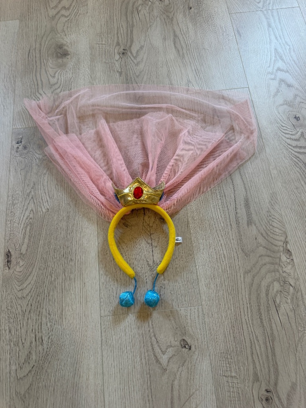 USJ Exclusive Princess Peach Headband Crown Tiara Universal Studios Japan